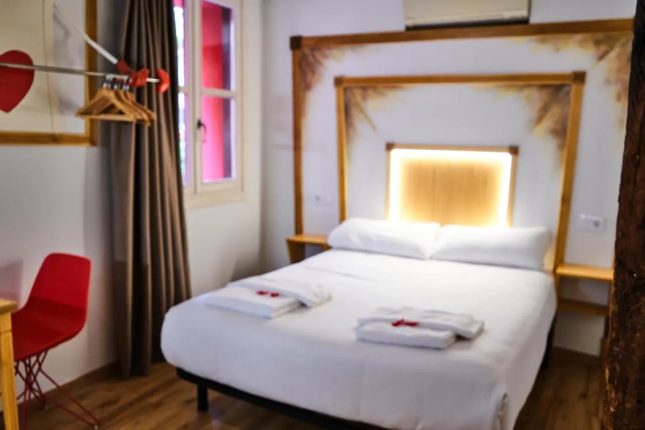Pension Aliciazzz Bed And Breakfast Bilbao 2*,